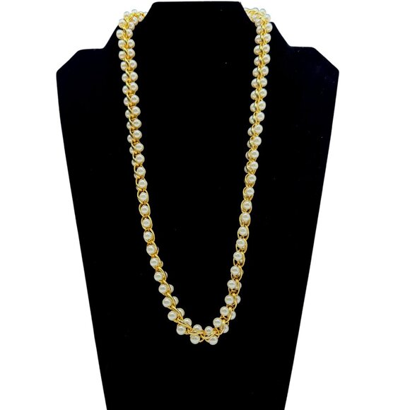 Jewelry - Intertwined Gold and Pearl Fashion Necklace